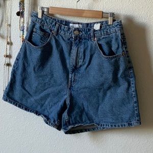 Short mom cut Zara size 10